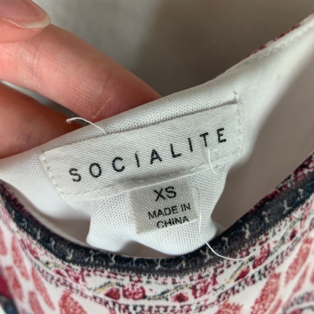 Tillys Patterned Ruched Tank Top - Picture 3 of 3